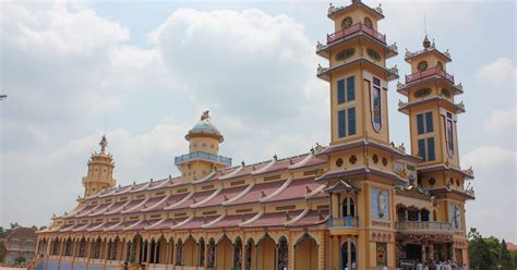  Cao Dai Temple! Where Spirituality Meets Architectural Splendor