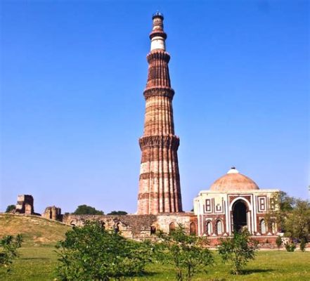  หอคอย Qutub Minar สุดอลังการ สัญลักษณ์แห่งเดลีที่ตระหนักถึงความยิ่งใหญ่ในอดีต!