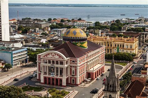  Teatro Amazonas: การผจญภัยทางวัฒนธรรมและความงดงามในหวงแก้วแห่งอเมซอน